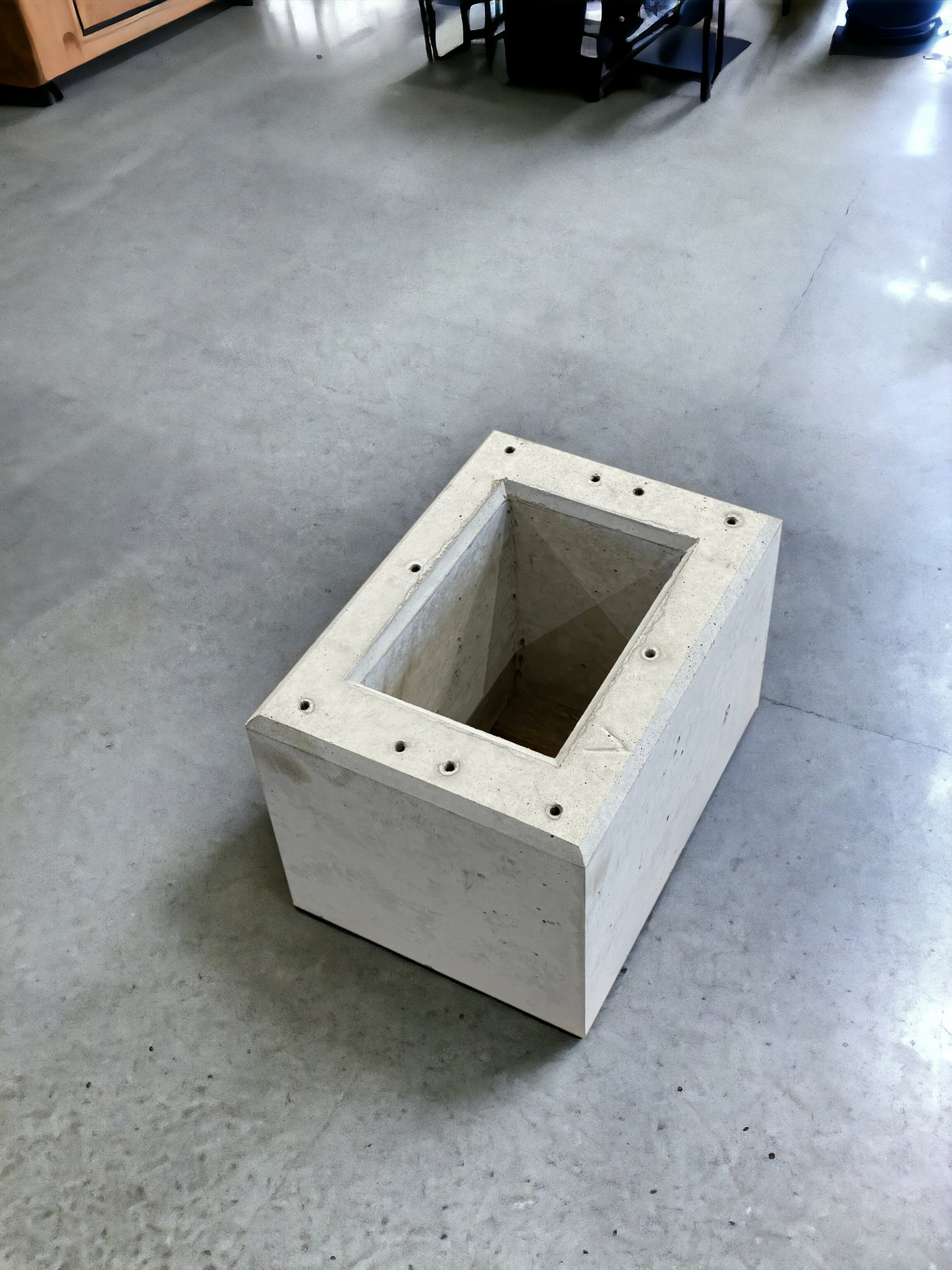 Fertigfundament 100 kg erhöht für KEBA KeContact P20/P30 V3 Standfuß
